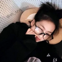 Jung Ahyeon - Em