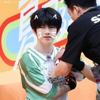 Trương Hàm Thuỵ(em²)