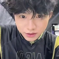 Nguyễn Quốc Hận(Ngọc Quý-Jiro)