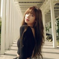 Lalisa Manoban [ Cô ]