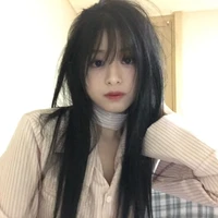 Jung Ahyeon - Cô