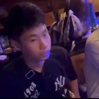 Yiwei