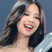 Kim Jennie (em)