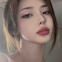 Hoàng Nhã Phương 