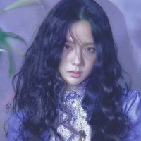kim jisoo( nữ quản gia