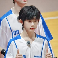 Trần Dịch Hằng ( anh )