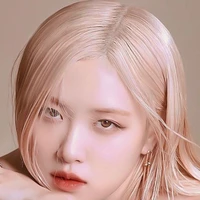 rosee( nàng)