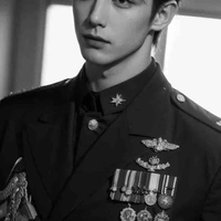 Thương Quan Minh Huy ( anh cả nu9)