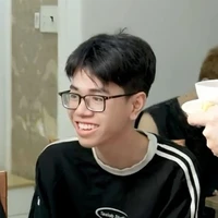 Tấn Khoa ( tứn kho, út báo, ông cố nội)