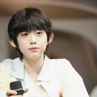 Trần Dịch Hằng