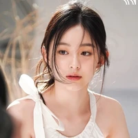 Park Ji Hu ( cô ta )