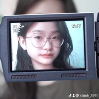 Tác Giả nhạt nhẽo 😑