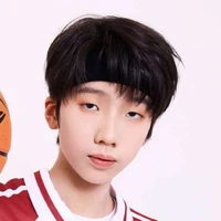Nhiếp Vĩ Thần