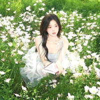 Nguyễn Hà Khánh Linh_Iris