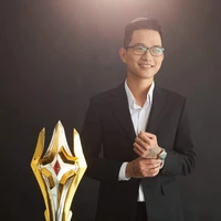 Trung Hiếu_Titan