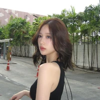 Jane ( J )