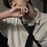 Âu Thiên khánh_bố cô_alpha trội