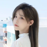 Vương Hiểu Giai"chị cô"