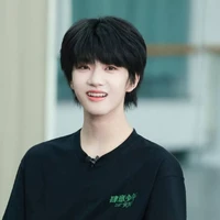 Trương Hàm Thụy_y