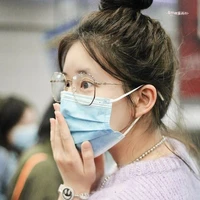 Ly ( quản lí của NaNa )