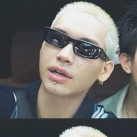 Lê Thương Long / Wean