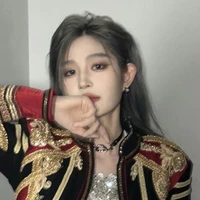 Vương Dịch | Cô