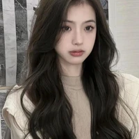 Nhạc Minh Nguyệt(lúc chưa xuyên)