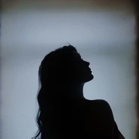 Ann Tissot(mẹ kế)