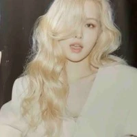 park Chaeyoung [rosé-nàng]