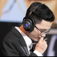 Huỳnh Trung Hiếu - [ Titan ] Beta