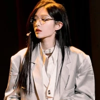 Vương Dịch (wy,)[nàng]