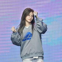 Viên Nhất Kỳ - cô