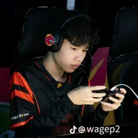 Tấn Đạt (cy)