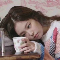 Kim Jennie - chị cô