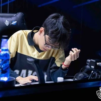 Đinh Tấn Khoa-Tứn Kho