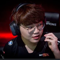 Lee Ju-Hyeon | Clozer