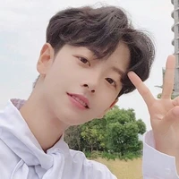 Lý Hoàng Lâm_Avery