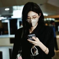 Vương Dịch ( cậu )