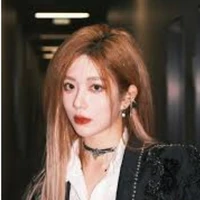 Trịnh Đan Ny_ chị