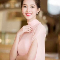 Phan Kim Ngân ( mẹ anh ) 