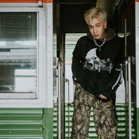 Hoàng Kim Long | Lou Hoàng