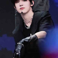 Trương Trạch Vũ(cậu)