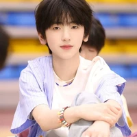 Tả Kỳ Hàm_em2