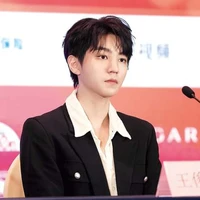 Vương Tuấn Khải