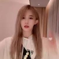 Trần Kha_ cô
