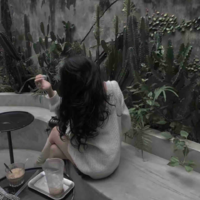 Phạm hương ( mẹ nữ 9) 