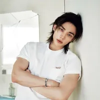 Hwang Hyunjin ___ Anh