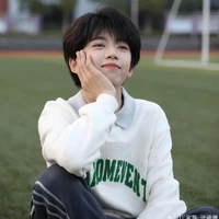 Trương Hàm Thụy ( cậu )