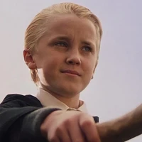 Draco Lucius Malfoy (nhỏ)