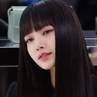 Lalisa Manobal ( Cô )